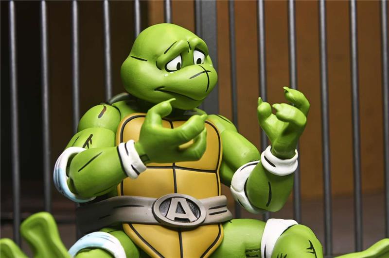 NECA - TEENAGE MUTANT NINJA TURTLES ARCHIE COMICS APRIL AS THE 5TH TURTLE