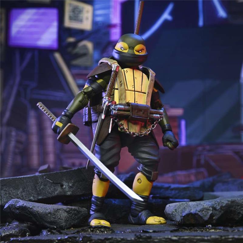 NECA - TMNT LAST RONIN YI RE-EVOLUTION ULTIMATE