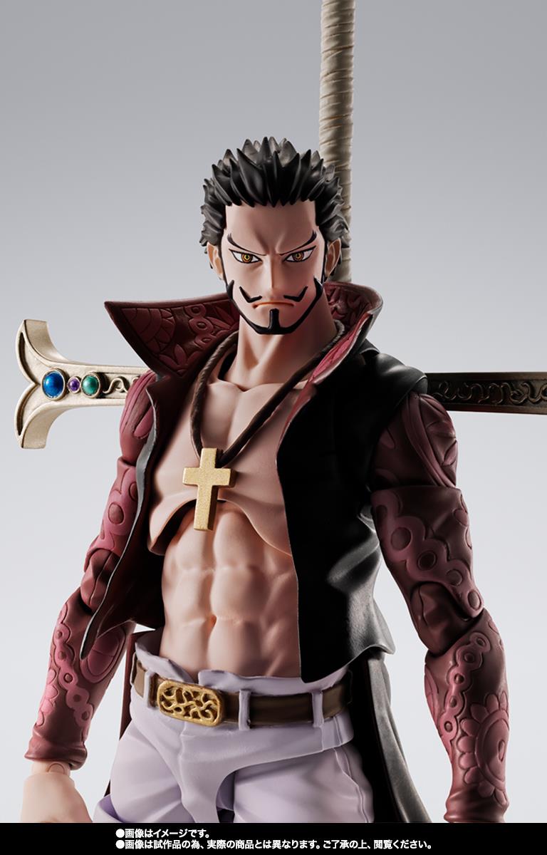 S.H. FIGUARTS - ONE PIECE DRACULE HAWKEYE MIHAWK