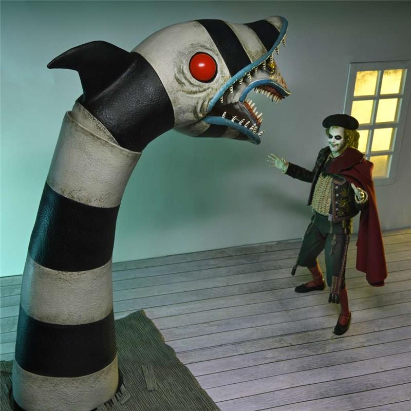 NECA - BEETLEJUICE 2 ULTIMATE MATADOR BEETLEJUICE AND SANDWORM AF 2-PACK