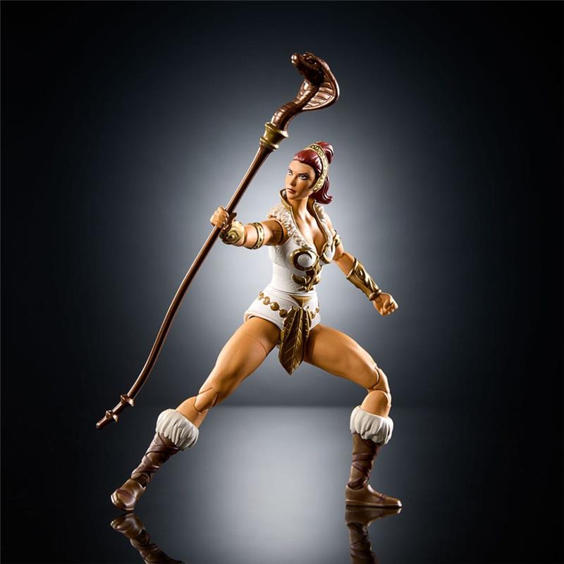 MASTERS OF THE UNIVERSE NEW ETERNIA ACTION FIGURE TEELA