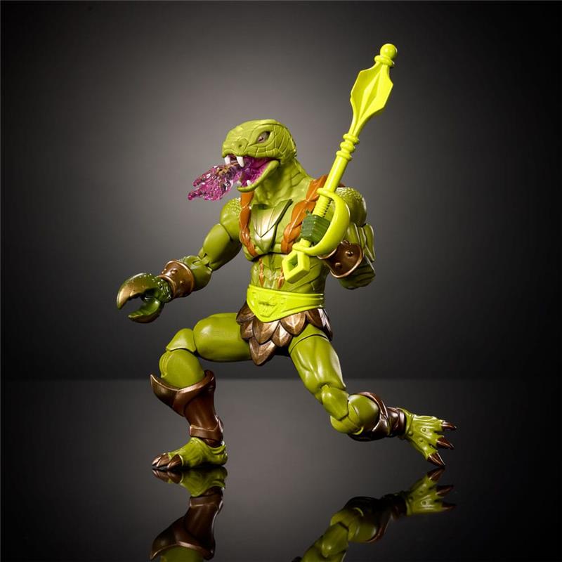 MASTERS OF THE UNIVERSE NEW ETERNIA ACTION FIGURE KOBRA KHAN