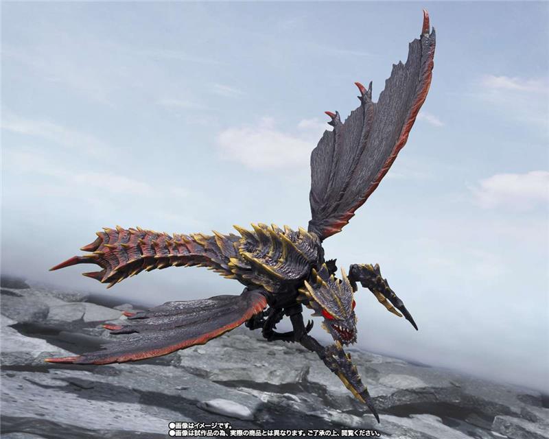 S.H. MONSTERARTS - GODZILLA MEGAGUIRUS EVOLUTION SET