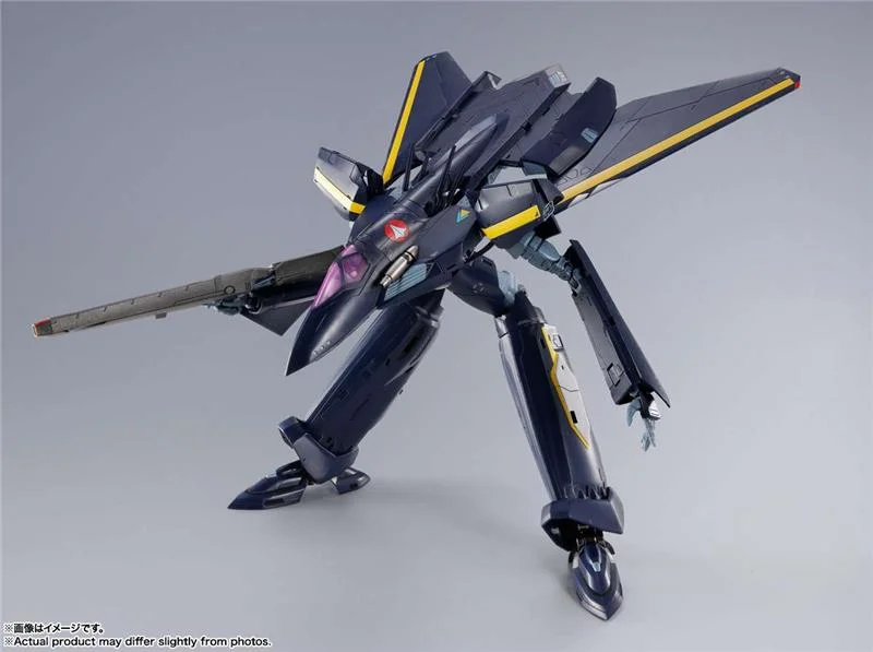 DX CHOGOKIN MACROSS 7 VF-17S NIGHTMARE STEALTH VALKYRIE GAMLIN KIZAKI
