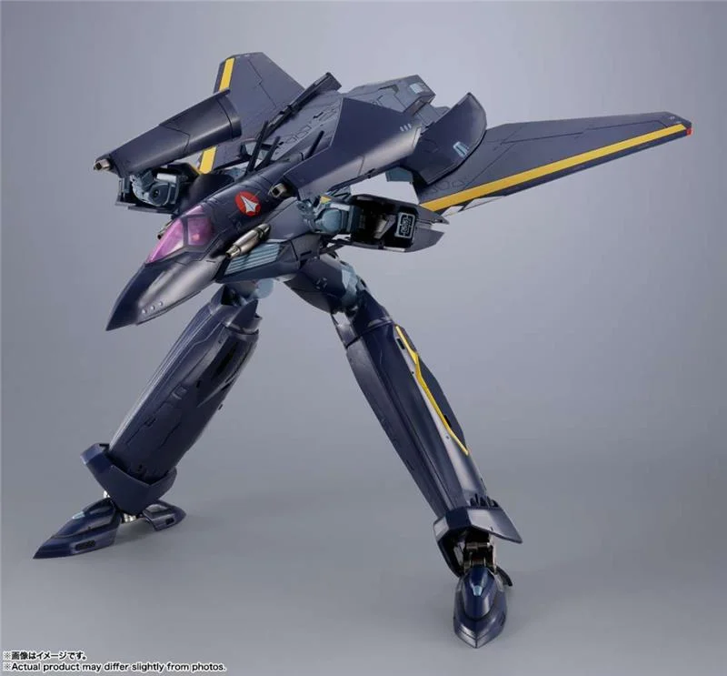 DX CHOGOKIN MACROSS 7 VF-17S NIGHTMARE STEALTH VALKYRIE GAMLIN KIZAKI