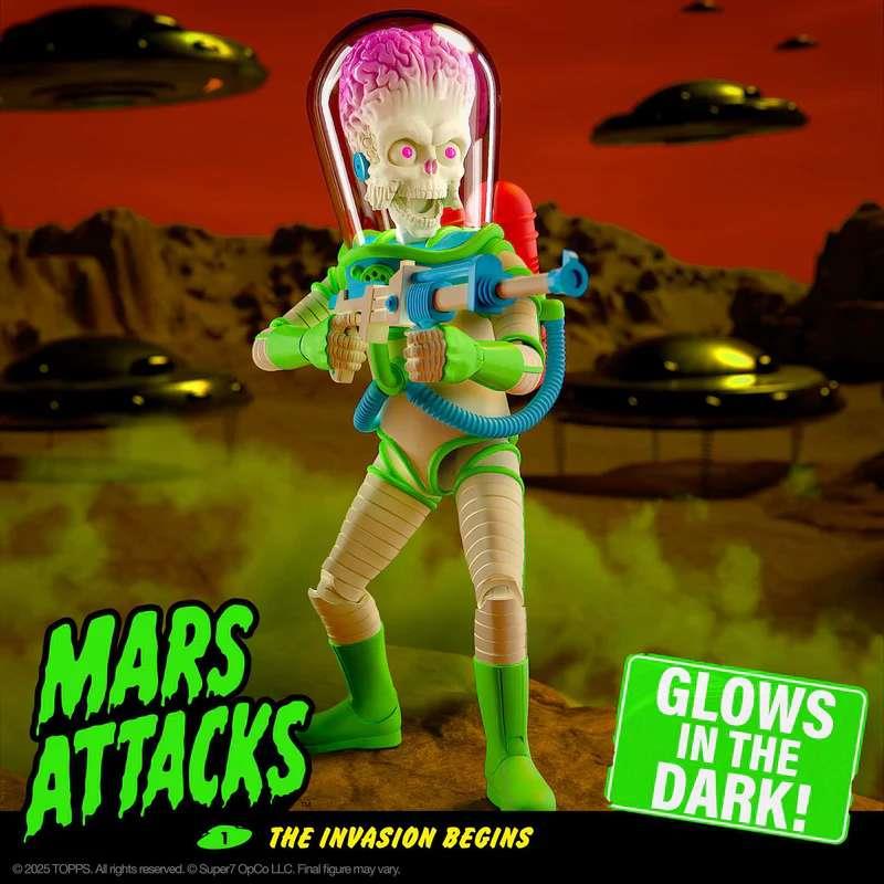 MARS ATTACKS ULTIMATES! WAVE 02 MARTIAN INVASION BEGINS GLOW IN THE DARK