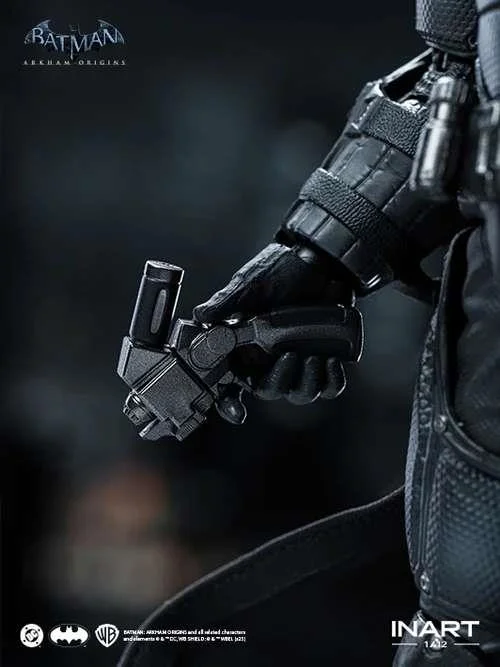 BATMAN: ARKHAM ORIGINS BATMAN 1/12