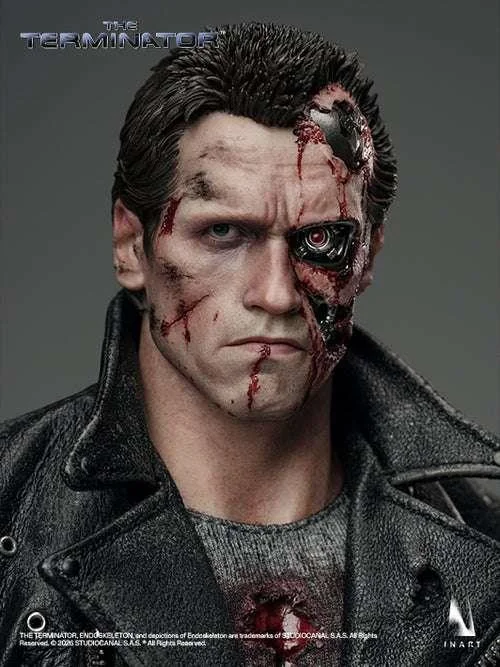 TERMINATOR T-800 1/6 COLLECTIBLE FIGURE