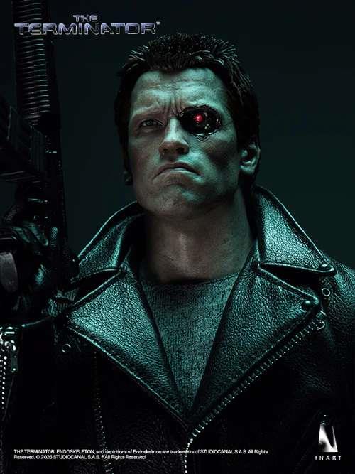 TERMINATOR T-800 1/6 COLLECTIBLE FIGURE