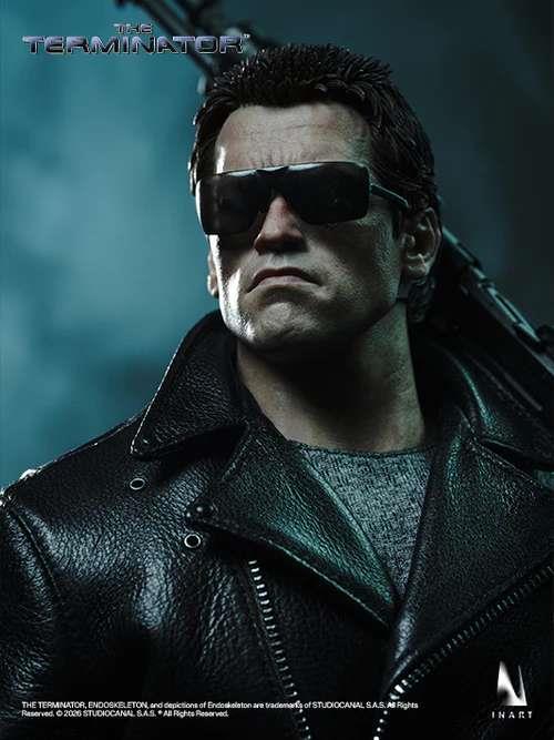TERMINATOR T-800 1/6 COLLECTIBLE FIGURE