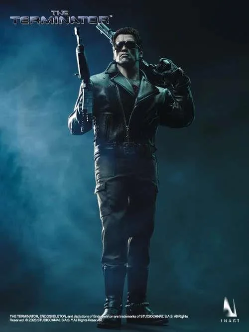 TERMINATOR T-800 1/6 COLLECTIBLE FIGURE