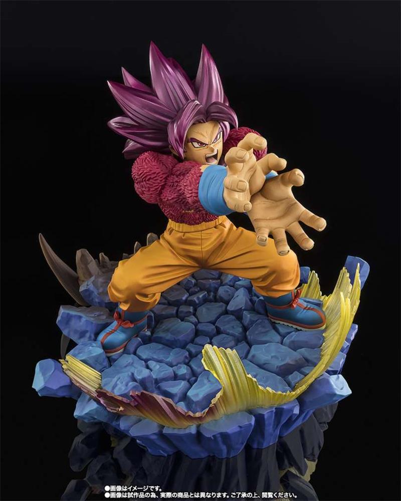 FIGUARTS ZERO - DRAGON BALL DAIMA SUPER SAIYAN 4 SON GOKU EXTRA BATTLE