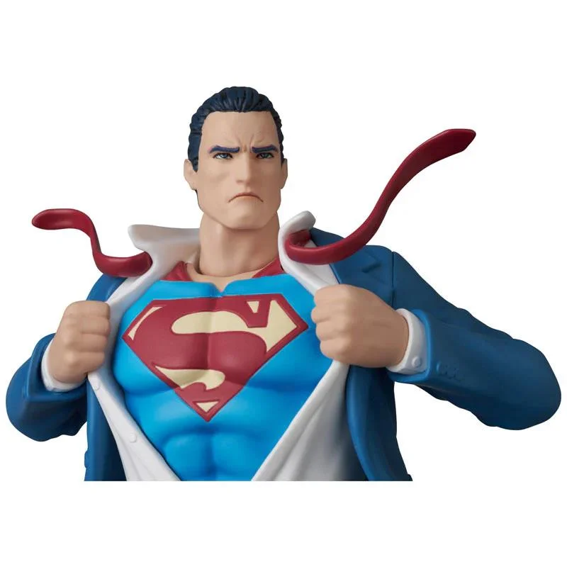 MAFEX - CLARK KENT (BATMAN: HUSH VER.)