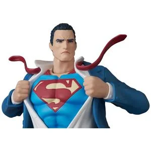 medicom-toy-mafex-clark-kent-batman-hush-ver
