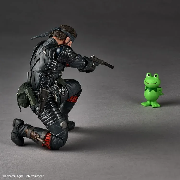 REVOLTECH A.Y. - METAL GEAR SOLID DELTA NAKED SNAKE SNEAKING SUIT VER