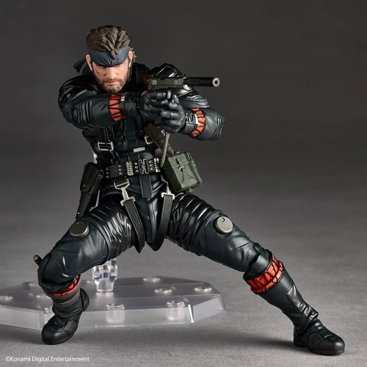 REVOLTECH A.Y. - METAL GEAR SOLID DELTA NAKED SNAKE SNEAKING SUIT VER