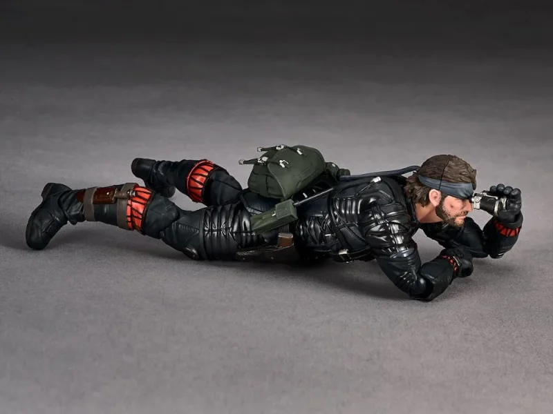 REVOLTECH A.Y. - METAL GEAR SOLID DELTA NAKED SNAKE SNEAKING SUIT VER
