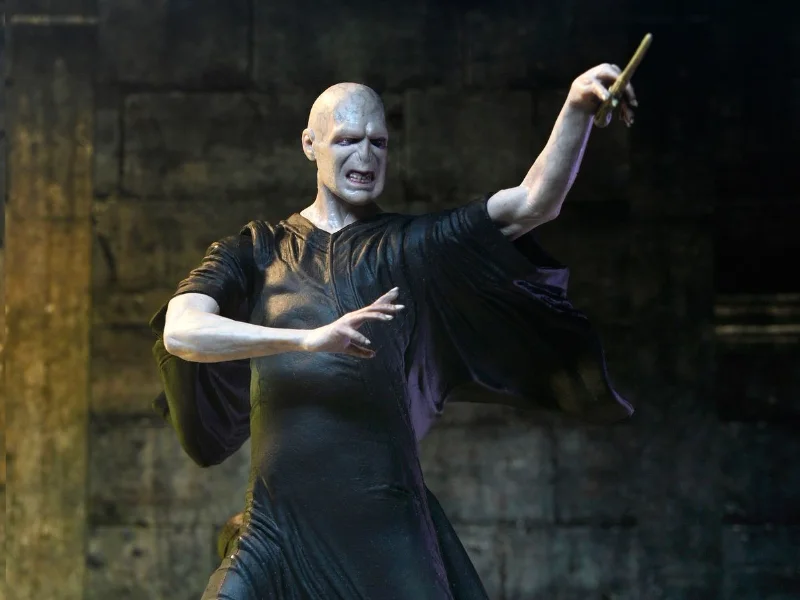 HARRY POTTER LEGACY COLLECTION VOLDEMORT