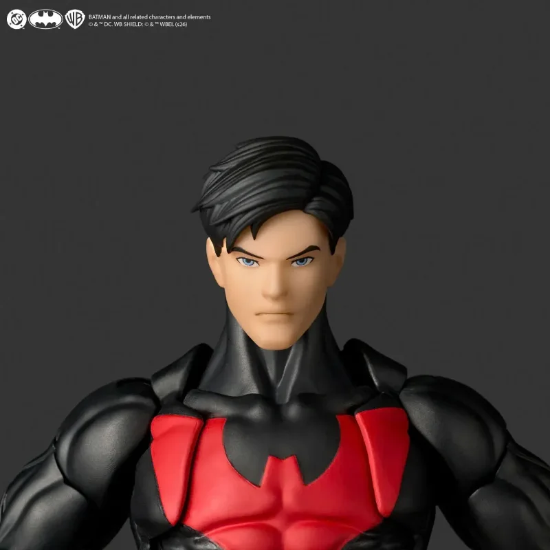 REVOLTECH A.Y. BATMAN BEYOND CLASSIC VER. ACTION FIGURE