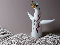 kaiyodo-taro-okamoto-tower-of-the-sun-artpla-model-kit