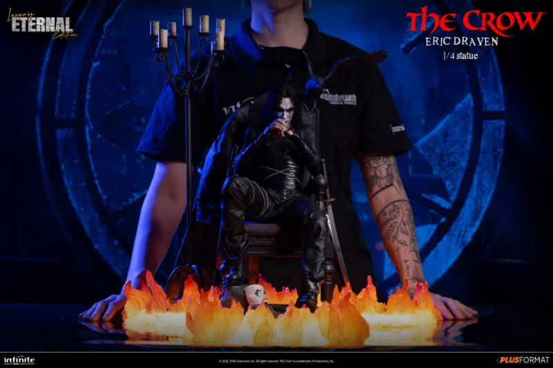 THE CROW ERIC DRAVEN LUXURY ETERNAL EDITION 1/4 PLUS FORMAT STATUE
