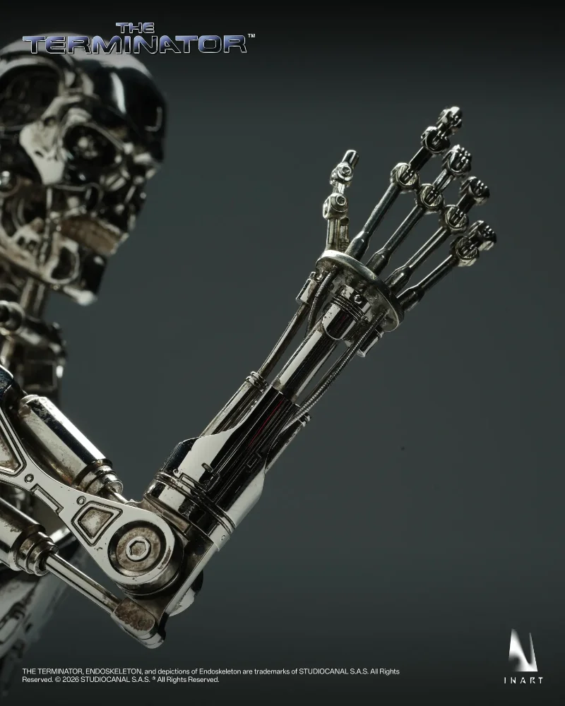 THE TERMINATOR T-800 ENDOSKELETON 1/6 COLLECTIBLE FIGURE
