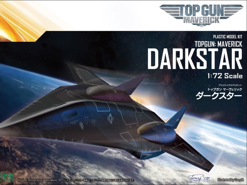 TOP GUN MAVERICK DARK STAR 1/72 MODEL KIT