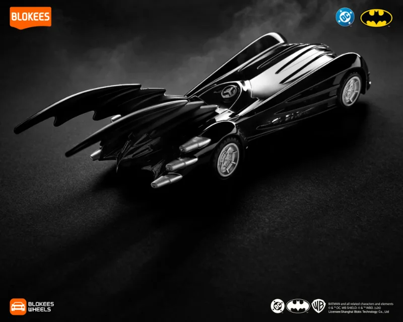 BATMAN WHEELS E02 MODEL KIT BLIND BOX (6)