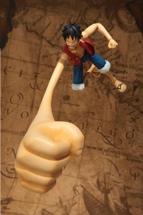 S.H. FIGUARTS ONE PIECE MONKEY D. LUFFY