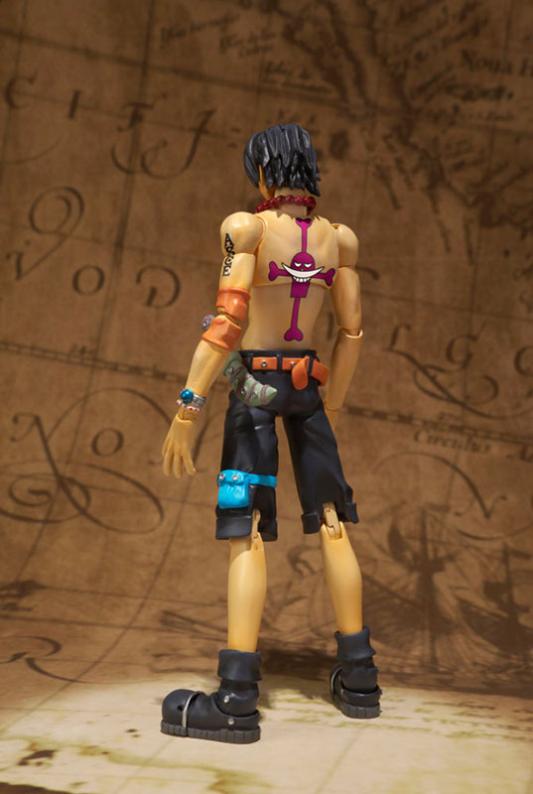 S.H. FIGUARTS ONE PIECE PORTGAS D. ACE