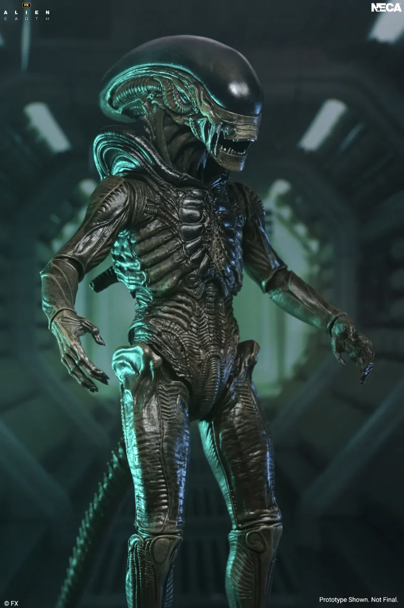 ALIEN EARTH XENOMORPH ULTIMATE ACTION FIGURE