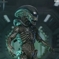 neca-alien-earth-xenomorph-ultimate-action-figure