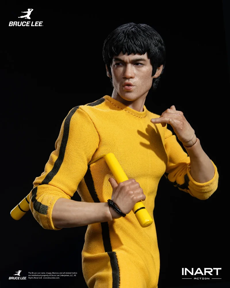 BRUCE LEE (YELLOW JUMPSUIT) 1/12 COLLECTIBLE FIGURE