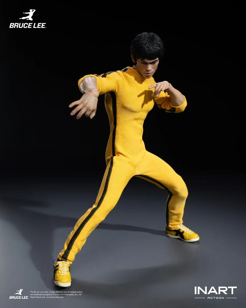 BRUCE LEE (YELLOW JUMPSUIT) 1/12 COLLECTIBLE FIGURE