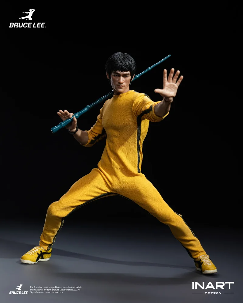 BRUCE LEE (YELLOW JUMPSUIT) 1/12 COLLECTIBLE FIGURE