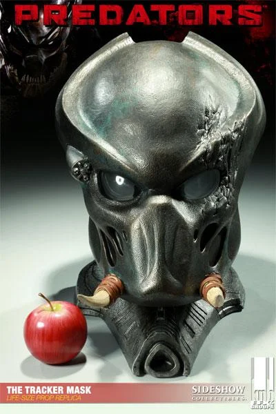 PREDATORS TRACKER MASK PROP REPLICA