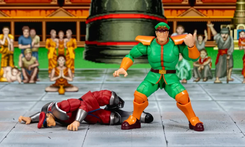 STREET FIGHTER 2 MR. BISON 1/12 VARIANT DELUXE ACTION FIGURE
