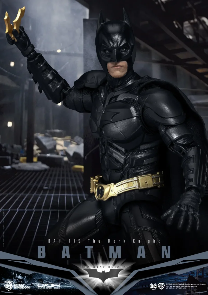 BATMAN DARK KNIGHT STANDARD VERSION ACTION FIGURE