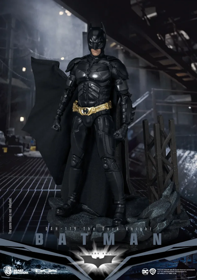 BATMAN DARK KNIGHT STANDARD VERSION ACTION FIGURE