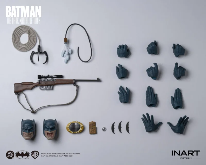 BATMAN THE DARK KNIGHT RETURNS BLUE SUIT 1/12 ACTION FIGURE