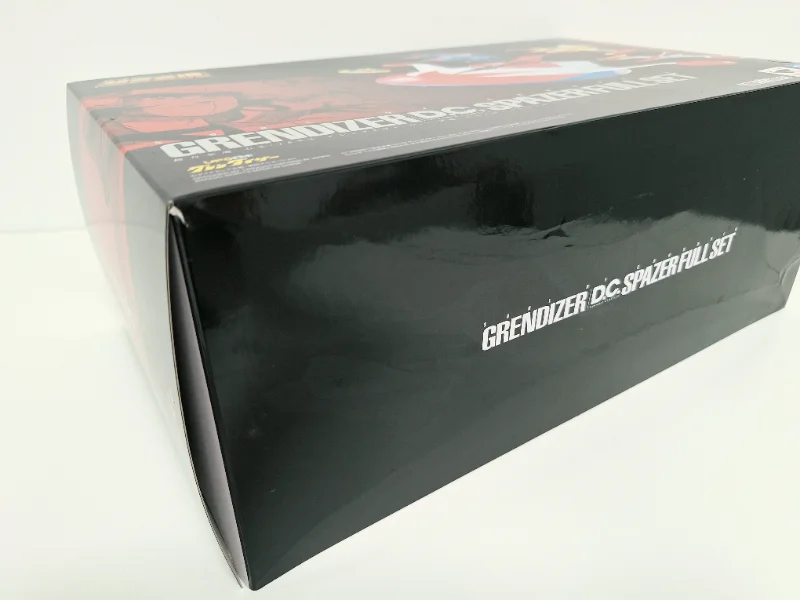 GX-76SP GRENDIZER ANIME COLOR VERSION CON GX-76X3 SPACER FULL SET