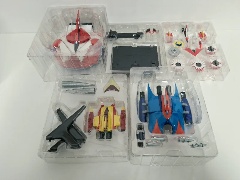 GX-76SP GRENDIZER ANIME COLOR VERSION CON GX-76X3 SPACER FULL SET