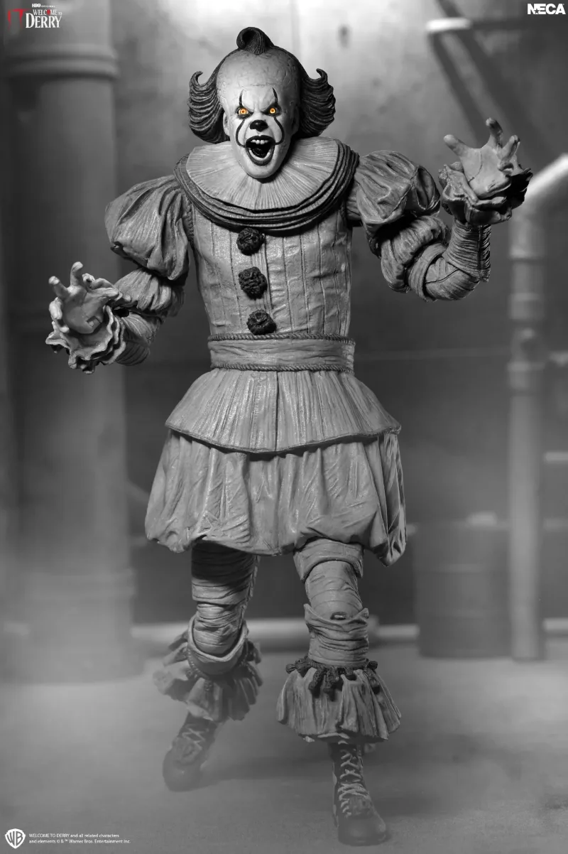 IT WELCOME TO DERRY PENNYWISE BLACK & WHITE ULTIMATE ACTION FIGURE