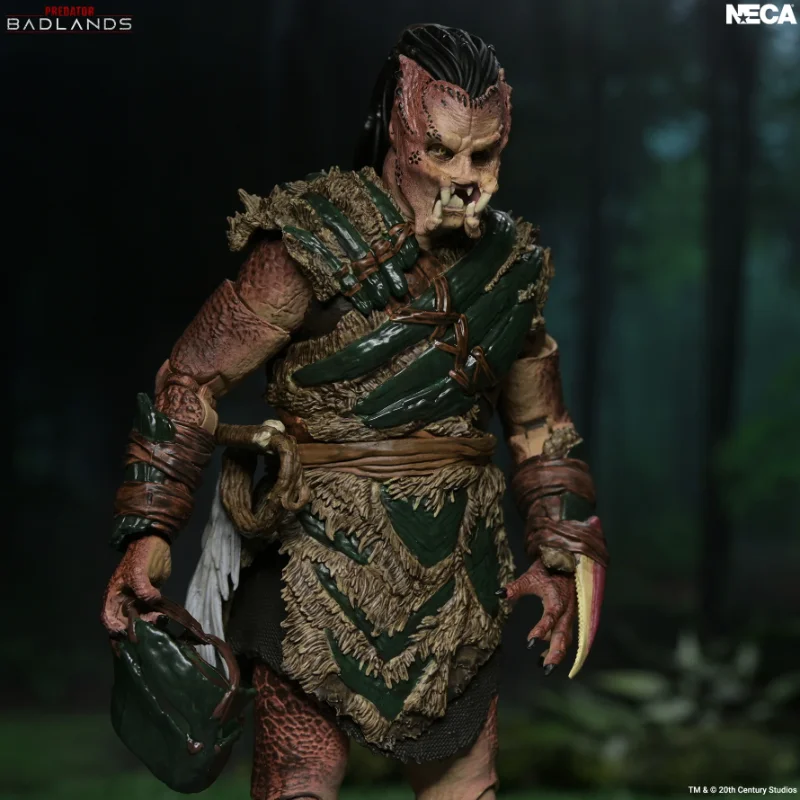 PREDATOR BADLANDS DEK BONE BISON ARMOR ULTIMATE ACTION FIGURE