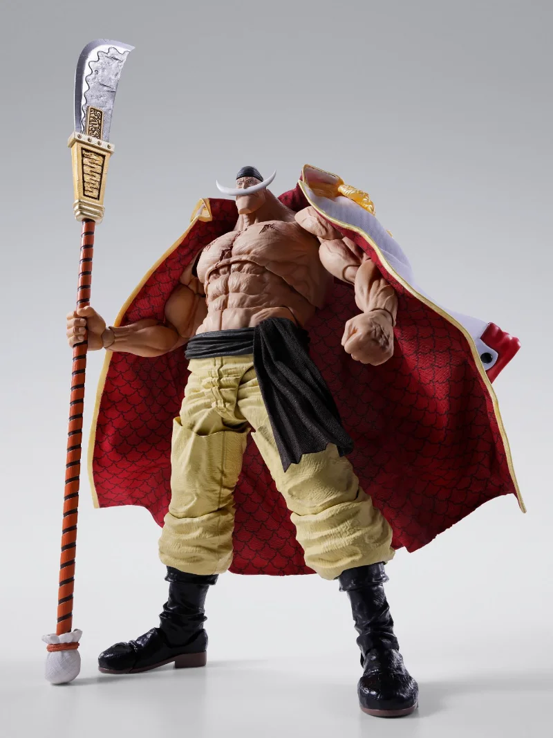 S.H. FIGUARTS - ONE PIECE EDWARD NEWGATE WHITEBEARD MARINEFORD