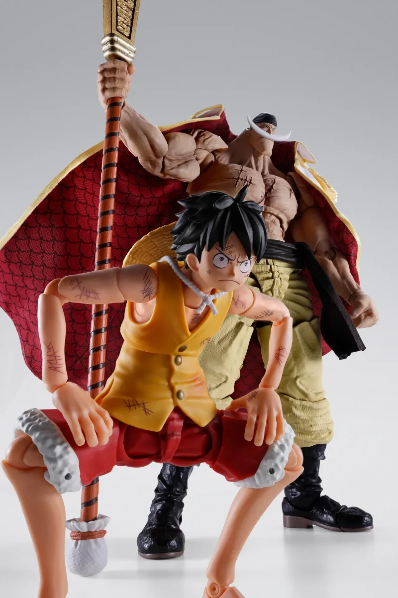 S.H. FIGUARTS - ONE PIECE EDWARD NEWGATE WHITEBEARD MARINEFORD