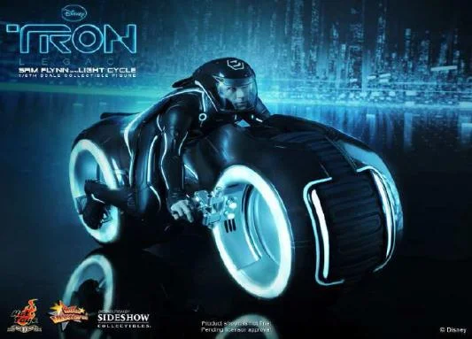 1/6 HOT TOYS - TRON LEGACY SAM FLYNN W LIGHT CYCLE