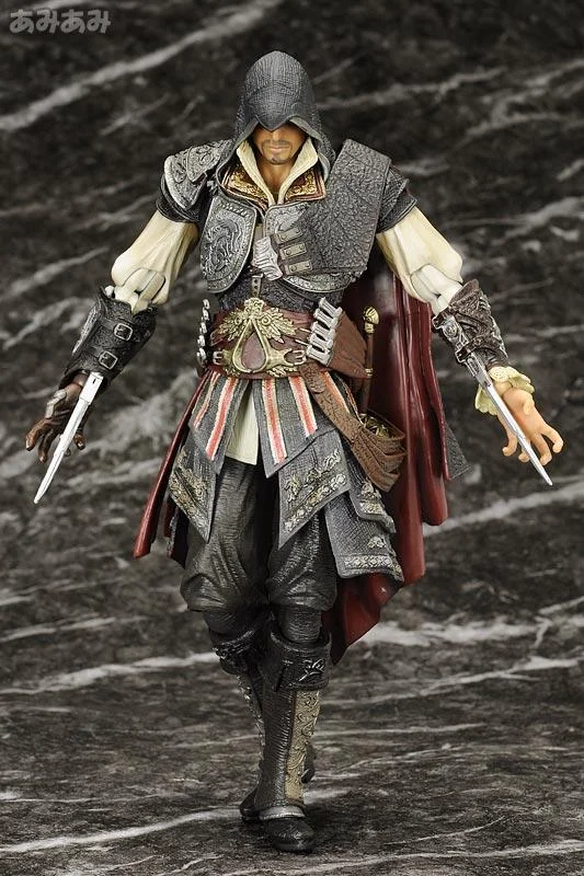 PLAY ARTS KAI ASSASSIN CREED - EZIO