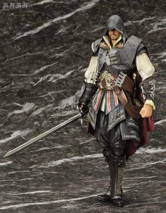 PLAY ARTS KAI ASSASSIN CREED - EZIO