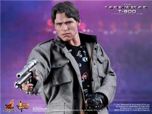 hot-toys-terminator-t-800-arnold